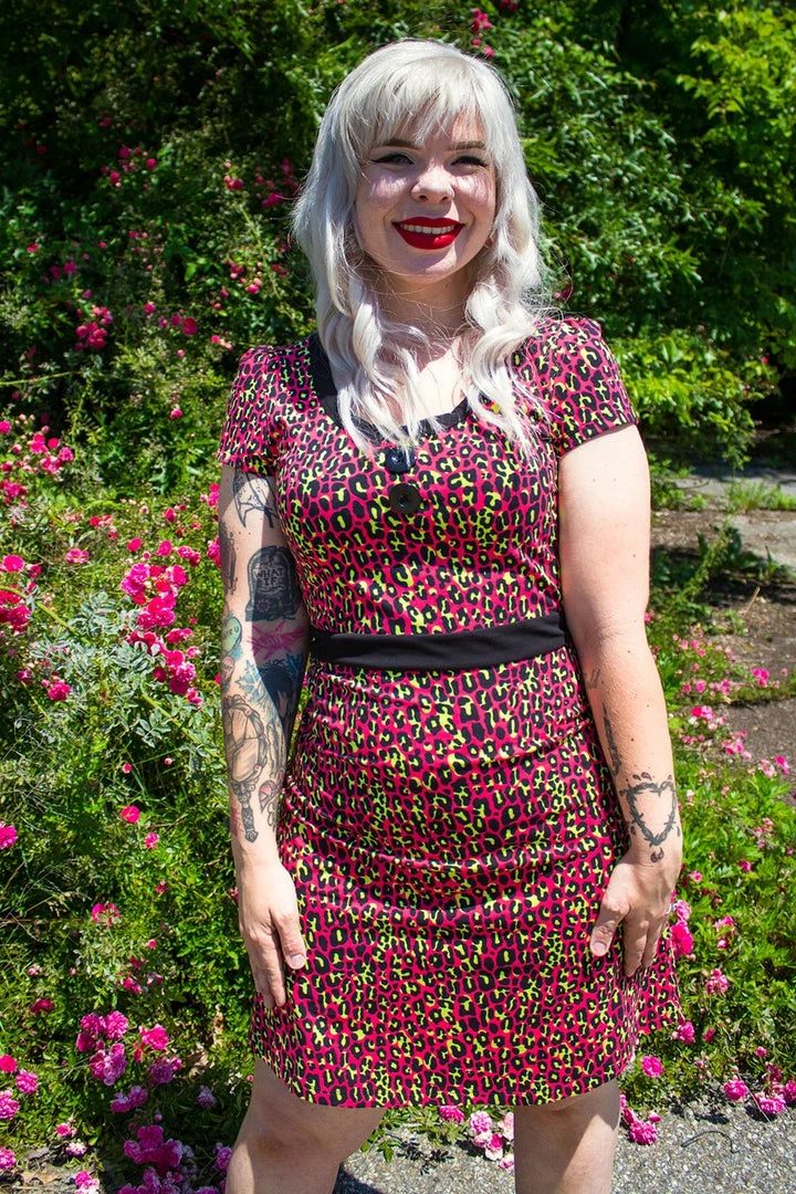 Neon Dreams SOURPUSS LEOPARD BEKI DRESS HOT PINK 5 Neon Dreams SOURPUSS LEOPARD BEKI DRESS HOT PINK