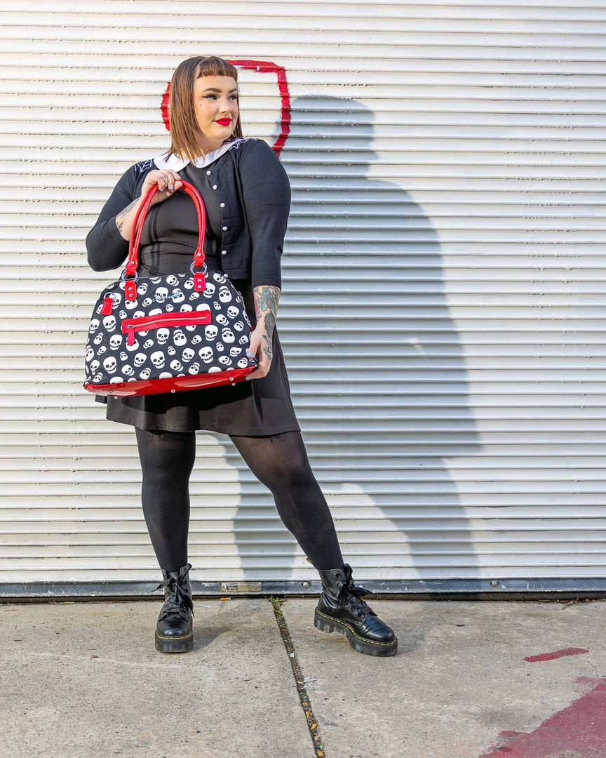 SOURPUSS LUST FOR SKULLS TRAVEL BAG Shop Sourpuss 4 SOURPUSS LUST FOR SKULLS TRAVEL BAG Shop Sourpuss
