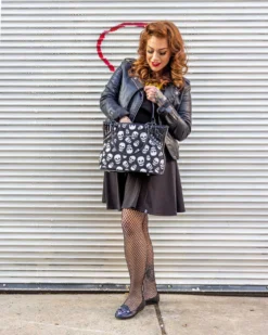 SOURPUSS LUST FOR SKULLS SHOULDER BAG