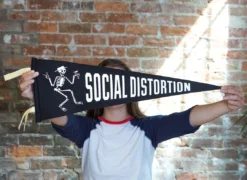 I'm With The Band OXFORD PENNANT X SOCIAL DISTORTION SKELLY PENNANT