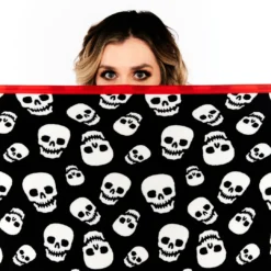 SOURPUSS LUST FOR SKULLS BLANKET Haunted Homewares
