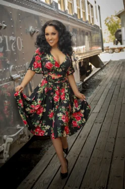 WAX POETIC AURORA WRAP TOP RED ROSE