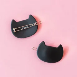 THE PINK SAMURAI BLACK CAT HAIR CLIP Accessories