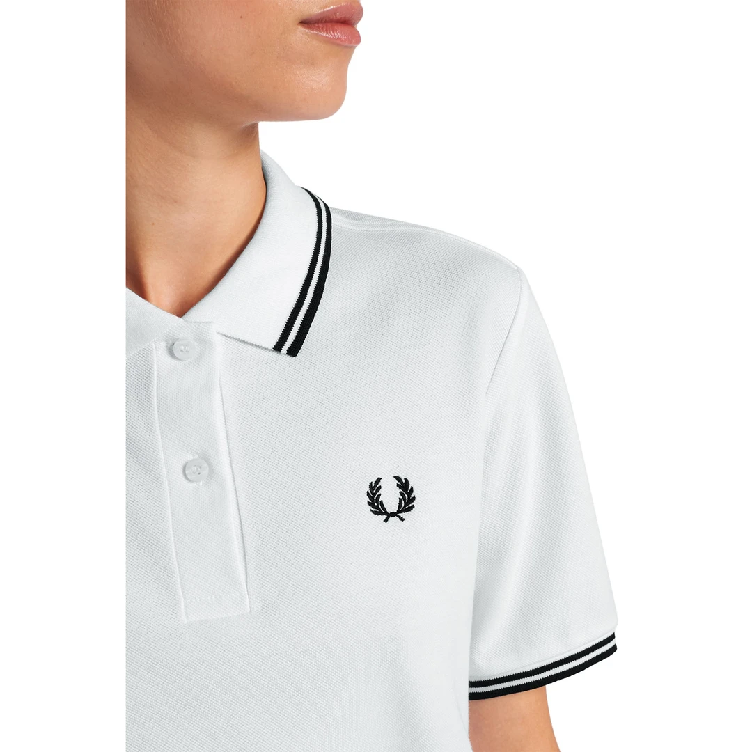 What's New FRED PERRY GIRLS TWIN TIPPED POLO WHT 6 What's New FRED PERRY GIRLS TWIN TIPPED POLO WHT