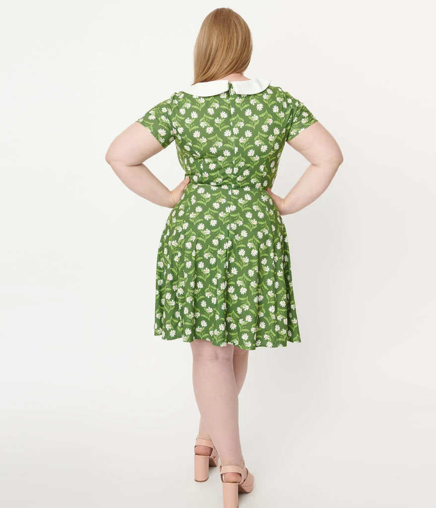 UNIQUE VINTAGE GREEN & WHITE DAISY MARGOT FIT & FLARE DRESS 9 UNIQUE VINTAGE GREEN & WHITE DAISY MARGOT FIT & FLARE DRESS