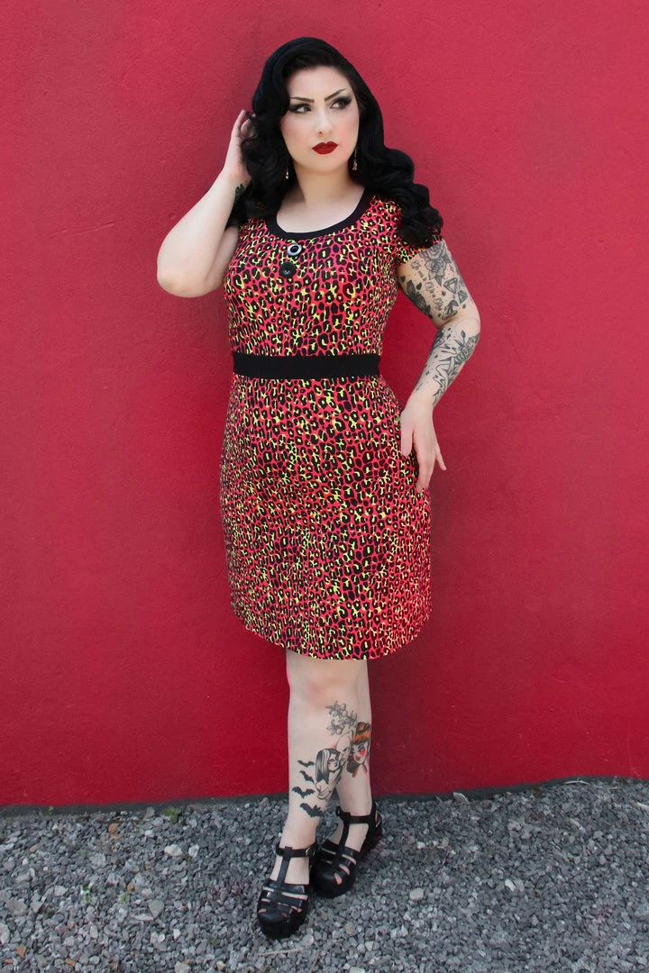 Neon Dreams SOURPUSS LEOPARD BEKI DRESS HOT PINK 3 Neon Dreams SOURPUSS LEOPARD BEKI DRESS HOT PINK