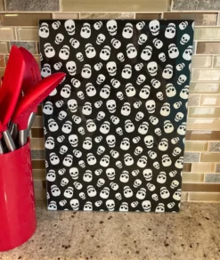 Haunted Homewares SOURPUSS LUST FOR SKULLS KITCHEN BOARD