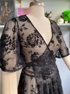 WAX POETIC FLOCKED ROSE MESH LYDIA WRAP MAXI DRESS 10 WAX POETIC FLOCKED ROSE MESH LYDIA WRAP MAXI DRESS