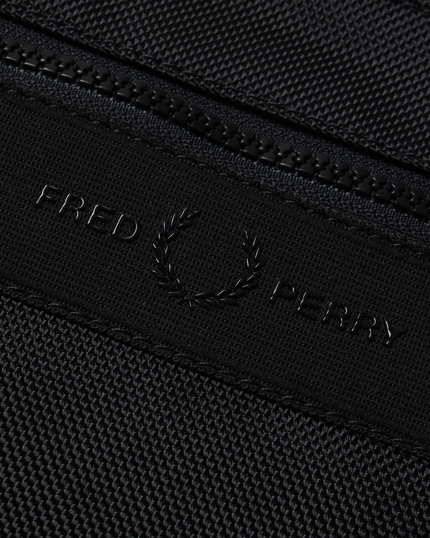 FRED PERRY TONAL TAPE SACOCHE CROSSBODY BAG 6 FRED PERRY TONAL TAPE SACOCHE CROSSBODY BAG