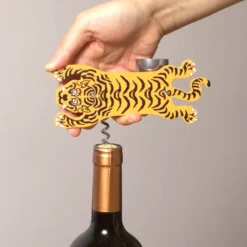 None TIGER 7-IN-1 BAR TOOL